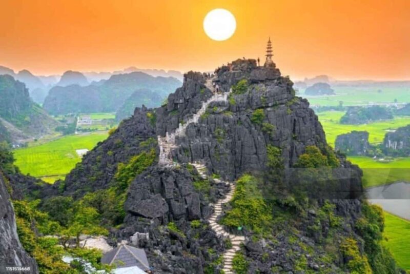 Ninh Binh: Trang An Boat Ride, Hoa Lu & Mua Cave Sunset - An Introduction to Ninh Binh’s Best-Kept Secrets