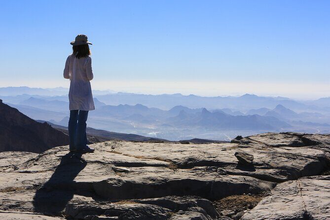 Nizwa and Oman's Grand Canyon: Full-Day Adventure - Key Points