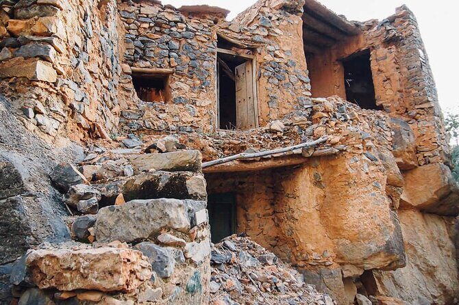 Nizwa Market, Nizwa Fort, Misfat Al Abriyeen, Jabal Shams - A Deep Dive into the Day’s Adventure