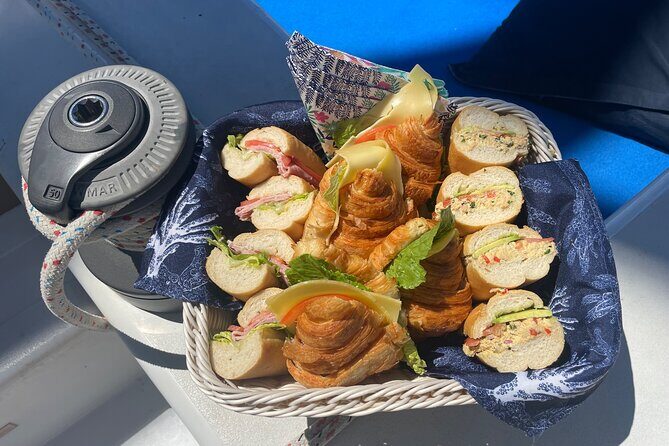 No1SXM Day Sailing Experience in St. Maarten - A Deep Dive into the Sailing Experience