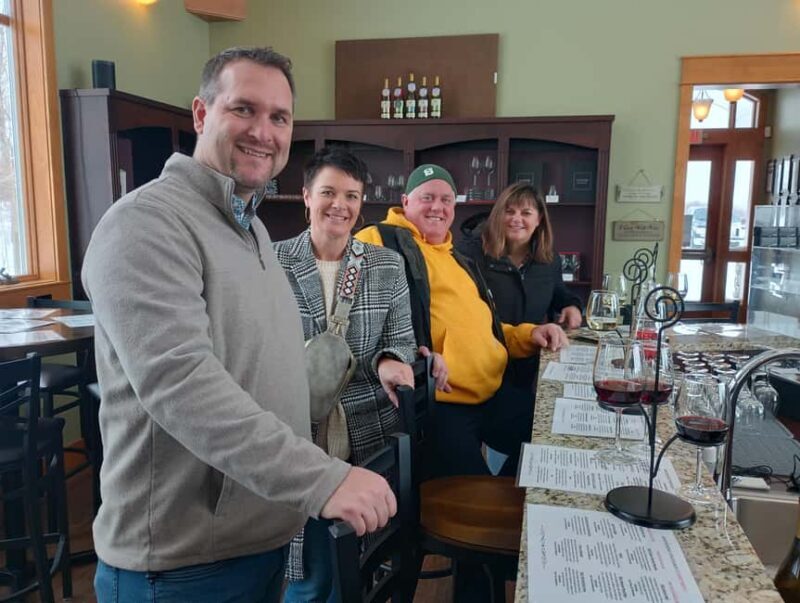 NON BUS Hawthorne Vineyards Traverse Old Mission Wine Tour - Who This Tour Is Perfect For