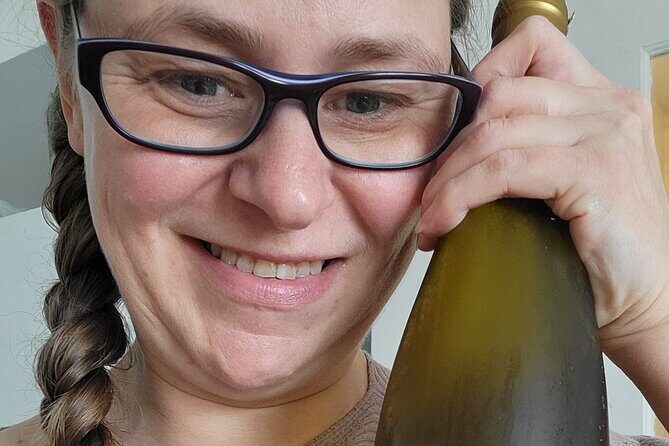 NON BUS Traverse City Singles Mingle Sunset Wine Distillery Tour - Starting Point and Schedule