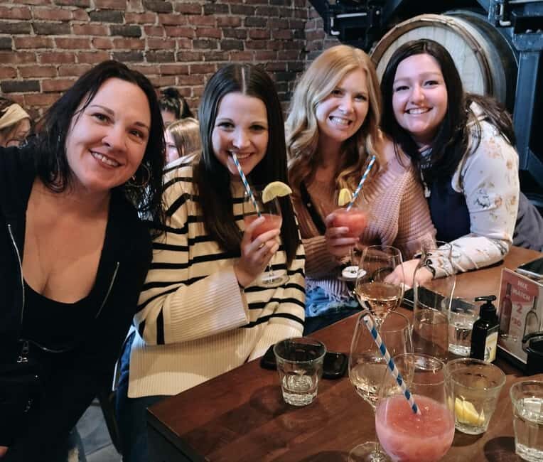 NON BUS VIP GMC YUKON Old Mission Traverse City Wine Tour - Why This Tour Stands Out