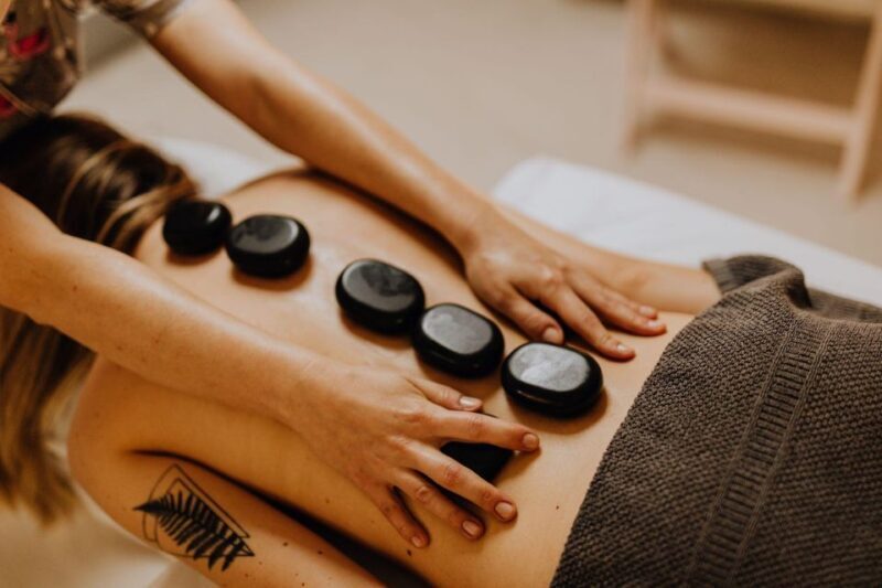 Nón Spa - Massage, Nail, Hair Washing, Facial and Skin care - Key Points