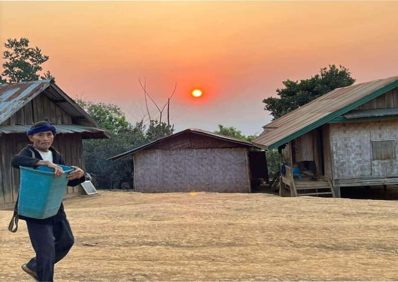 Nong Khiaw: 2-Day Trekking,Hmong village,Home Stay&Kayaking - Key Points