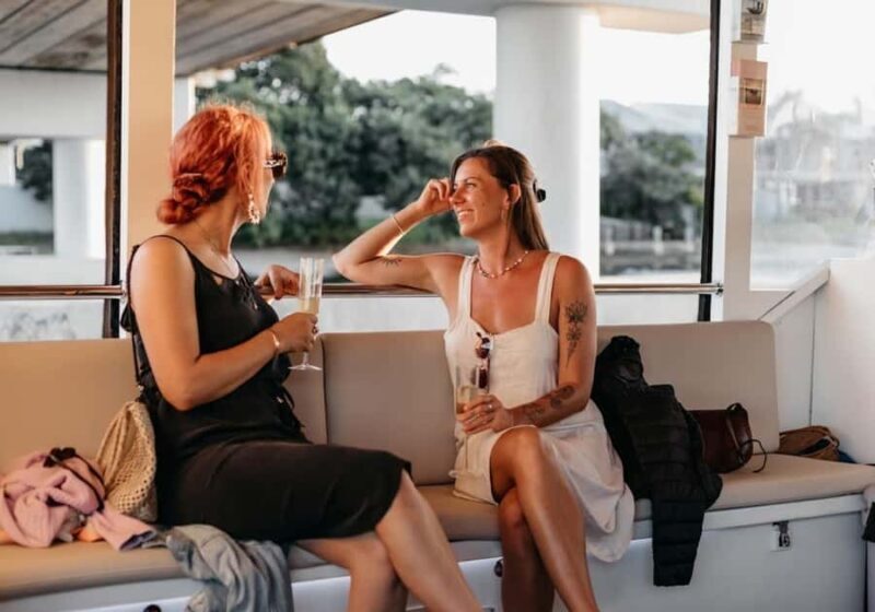Noosaville: Noosa River Sunset Cruise - FAQs