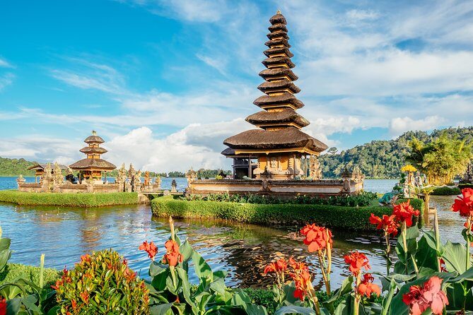 North Bali: Sekumpul Waterfalls and Ulun Danu Temple Tour - Who Should Consider This Tour?