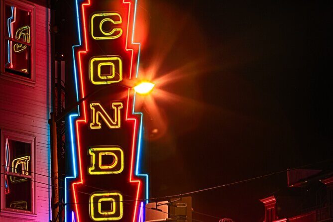 North Beach and Chinatown Smartphone Guided Walking Tour - Ending at Chinatown