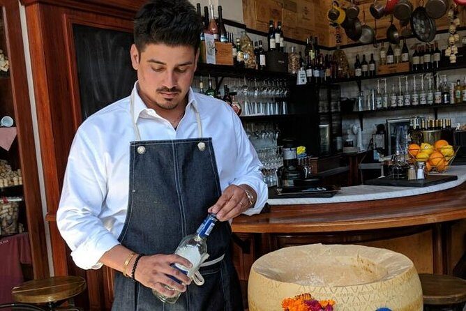 North Beach & Little Italy Walking Tour: Food, History & Flavor - Pros and Cons at a Glance