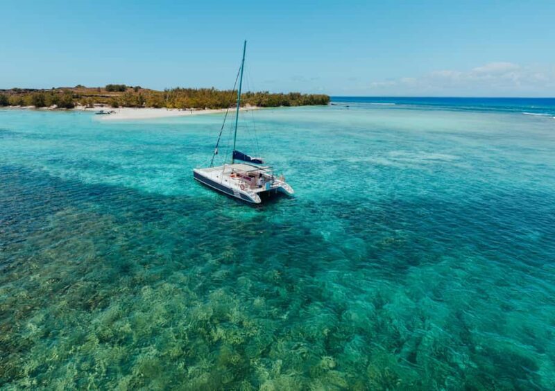 North of Mauritius: Catamaran Cruise w/ BBQ Lunch - Key Points