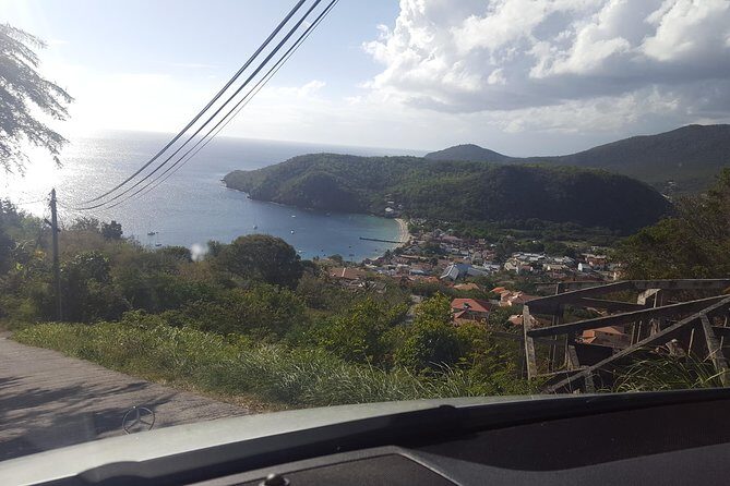 North Tour: rainforest, rum distillery, black sand beach etc - FAQs