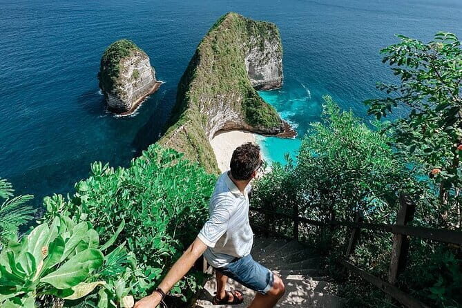 Nusa Penida Tour with Iconic Photography in Kelingking - An In-Depth Look at the Nusa Penida Experience