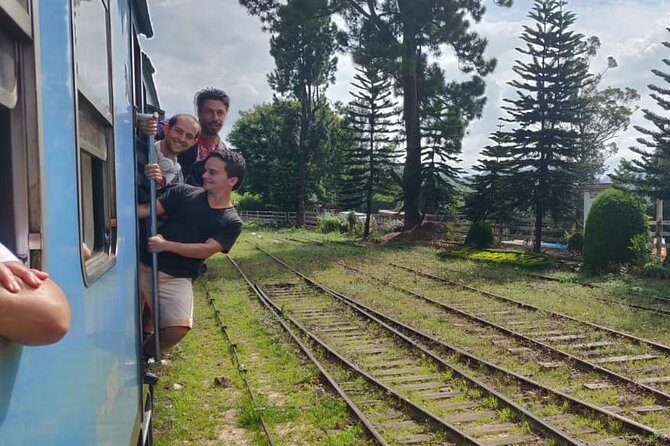 Nuwaraeliya (Nanuoya) to Ella Reserved Train Tickets - The Experience in Detail