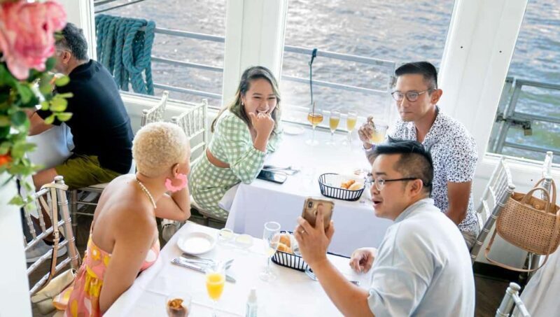 NYC: Bottomless Brunch Cruise - The Experience: What to Expect on Your NYC Brunch Cruise