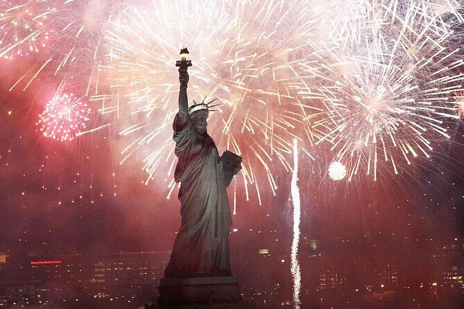 NYC: Celebrate New Year's Eve Aboard a Fireworks Cruise - NYC: Celebrate New Years Eve Aboard a Fireworks Cruise — A Practical Look