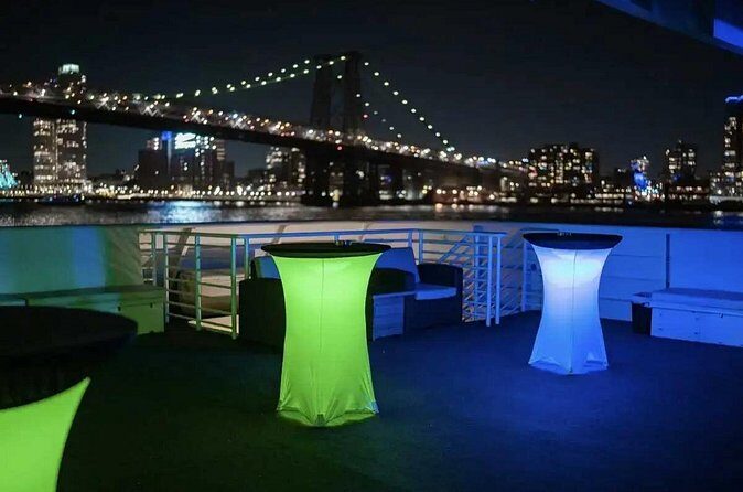 NYC: Cloud 9 IV Luxury New Years Eve Party Cruise - FAQ