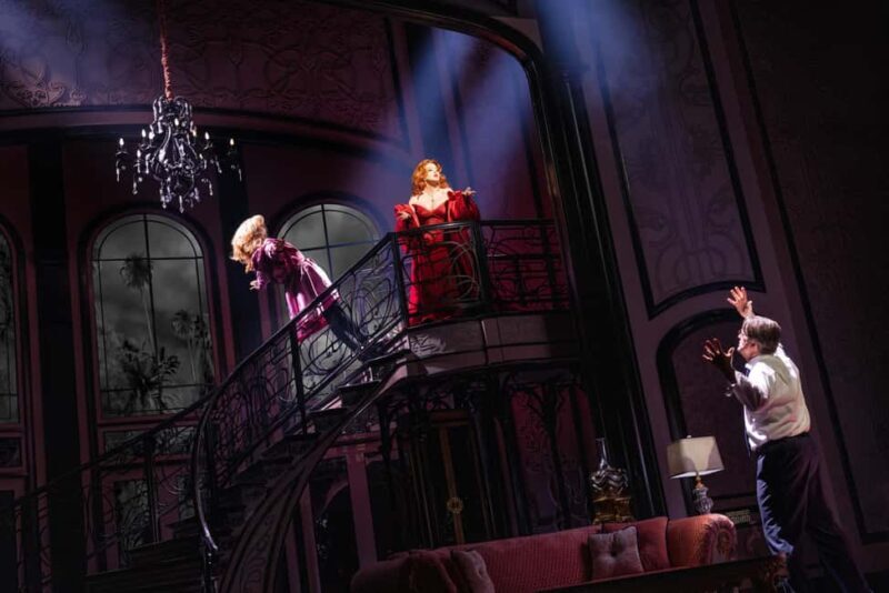 NYC: Death Becomes Her the Musical on Broadway - FAQ