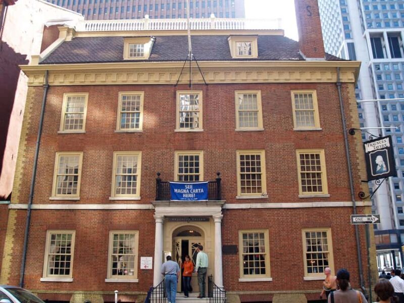 NYC: Financial District Guided Walking Tour English-Spanish - Authentic Experiences from Real Travelers