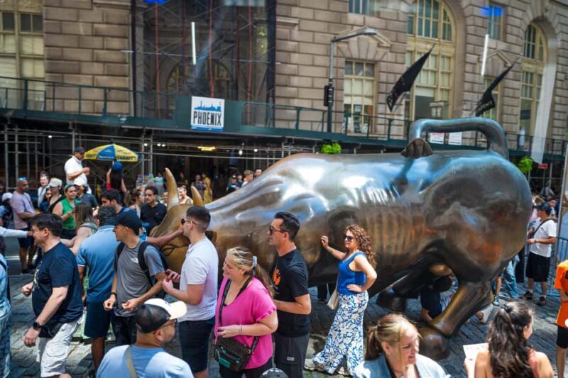 NYC: Half-Day Luxury Bus Tour with One World Access - Authentic Insights from Reviews