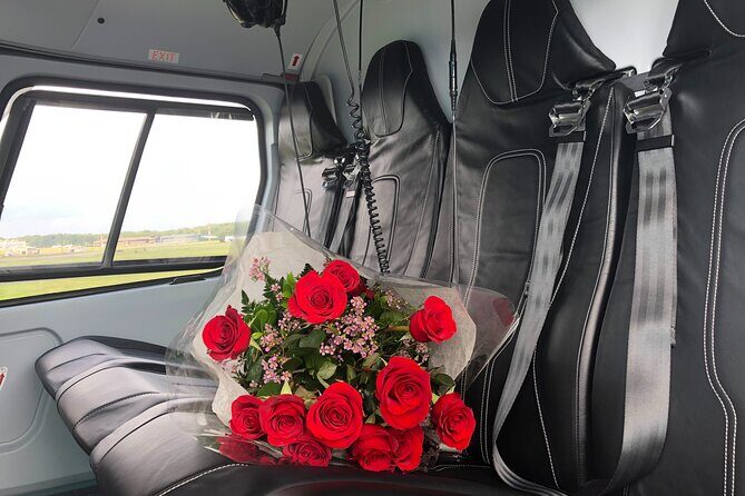 NYC Helicopter Proposal Tour with Photos and Champagne - An In-Depth Look at the Tour