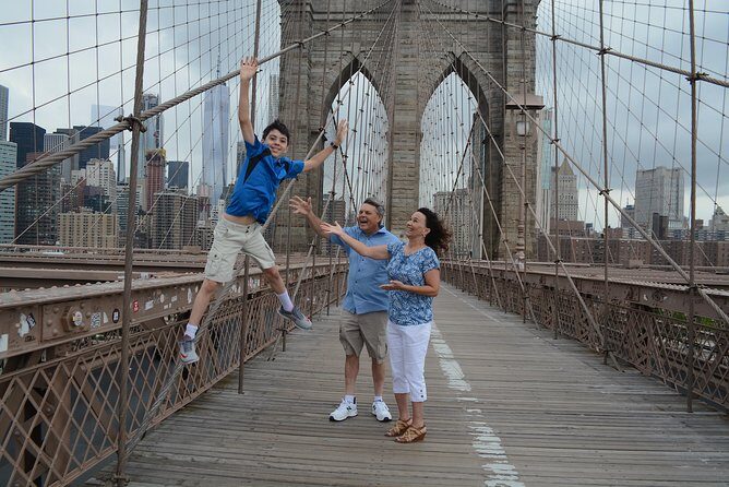NYC Professional Photoshoot and Walking Tour with Private Guide - What Makes This Tour Stand Out?