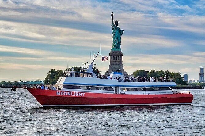 NYC Skyline & Statue of Liberty Sightseeing Cruise - An Honest Look at the NYC Skyline & Statue of Liberty Sightseeing Cruise