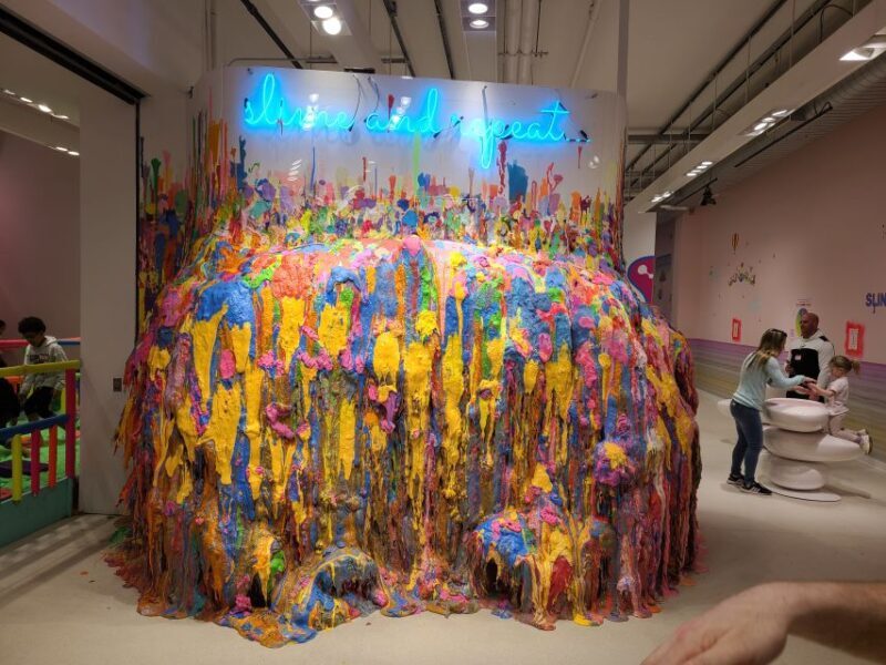 NYC: Sloomoo Institute Entry Ticket - A Deep Dive into the Slime Experience in NYC