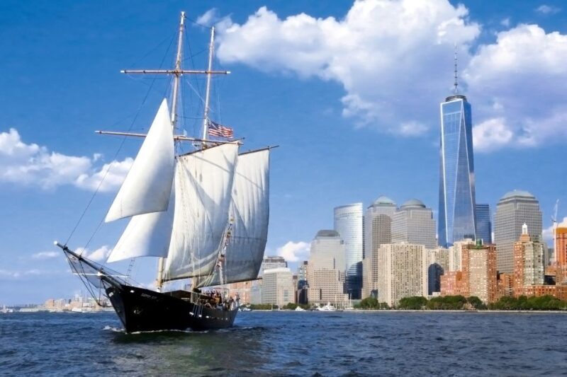 NYC: Statue of Liberty Day Sail with Onboard Bar - Key Points