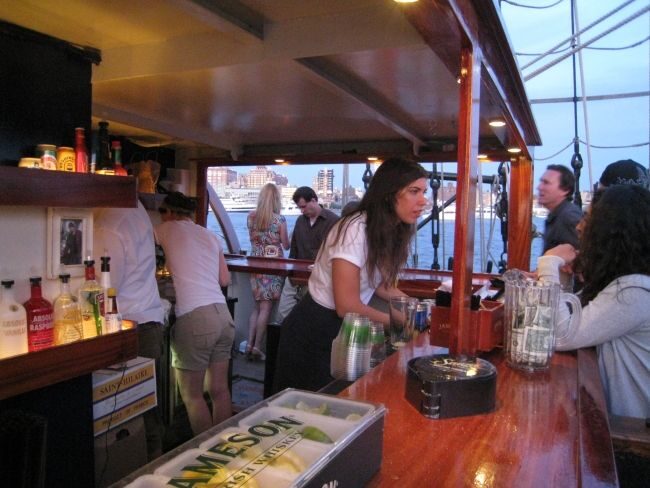 NYC: Statue of Liberty Day Sail with Onboard Bar - Who Would Enjoy This Experience?