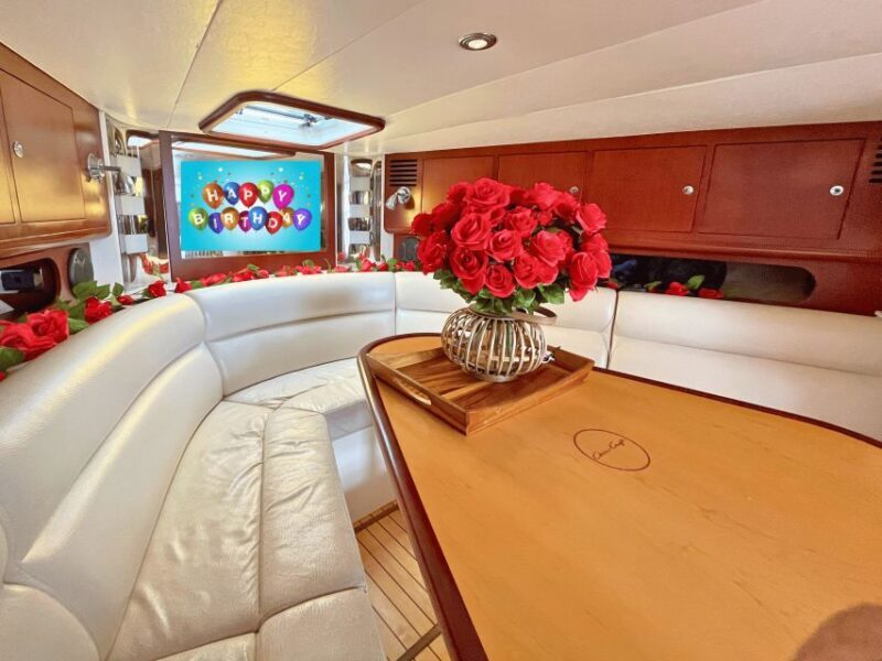 NYC: Statue of Liberty Private Yacht Tour - NYC: Statue of Liberty Private Yacht Tour