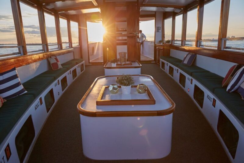 NYC: Sunset Cruise on a Small Yacht with a Drink - An Up-Close Look at the Experience