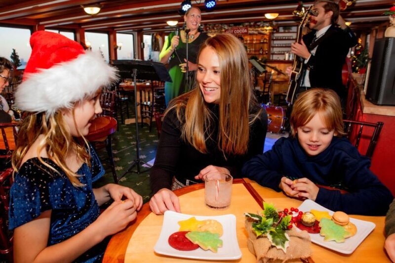 NYC: Sunset Holiday Cocoa Cruise - Festive Atmosphere and Holiday Treats