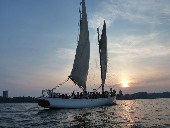 NYC: Sunset Sail Aboard Schooner Adirondack - FAQ