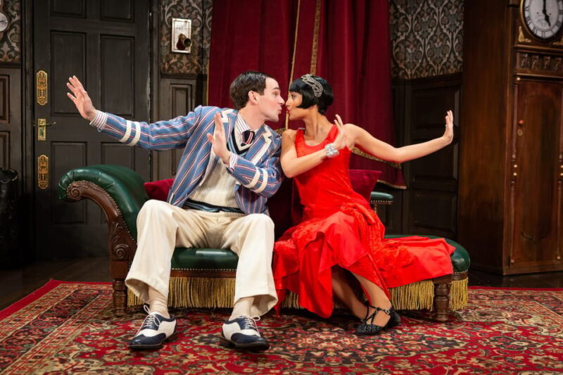 NYC: The Play That Goes Wrong Ticket at New World Stages - Authenticity and Audience Reception