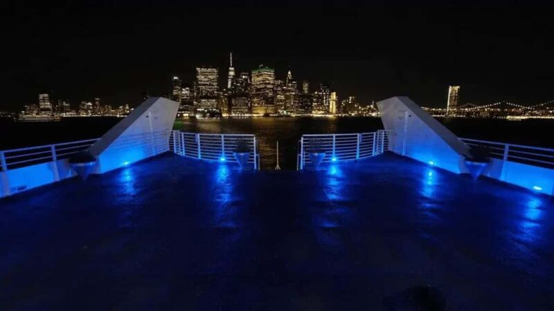 NYC: Timeless Yacht New Year's Eve Celebration - Introduction and Overall Experience