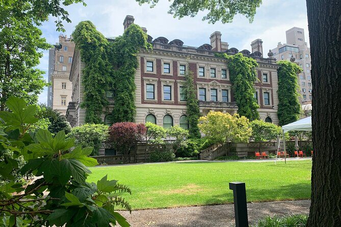 NYC Upper East Side Self-Guided Scavenger Hunt - Who Would Love This Experience?
