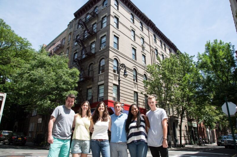 NYC: Virtual "Friends" Tour (On Location Tours) - A Detailed Look at the "Friends" Virtual Tour