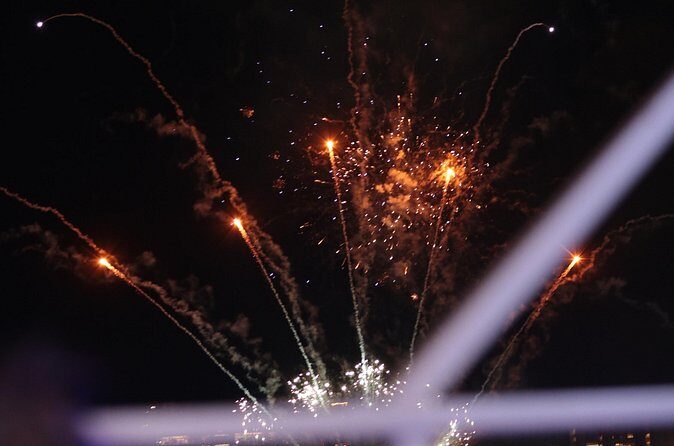NYE Fireworks Cruise on the Grande Mariner With Dinner + Open Bar - What the Reviews Say