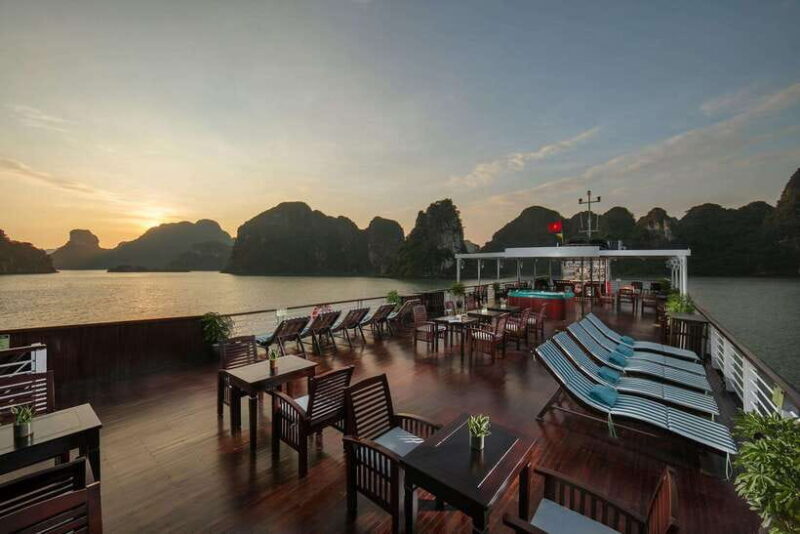 NYNA Travel: 7D6N HanoiNinh BinhHa LongHCMCMekong Delta - A Detailed Look at the 7-Day Itinerary