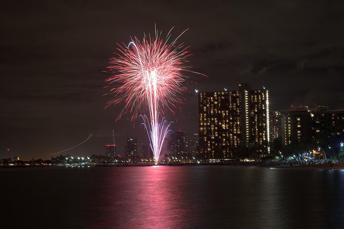 Oahu Catamaran Waikiki Sunset on 40 Foot Catamaran: Food and BYOB - The Crew and Vessel