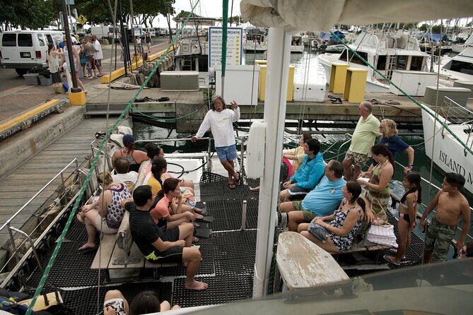 Oahu Catamaran Waikiki Sunset on 40 Foot Catamaran: Food and BYOB - Practical Details and Considerations