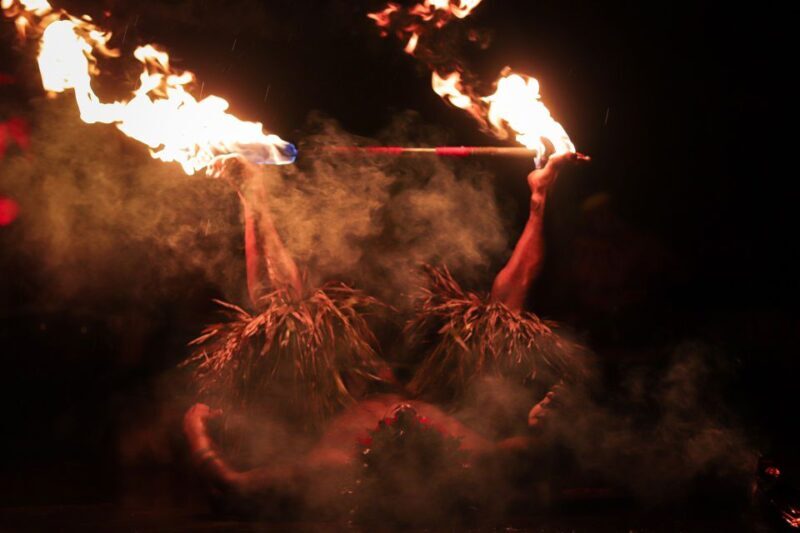 Oahu: Chief's Luau Dinner Show - FAQ