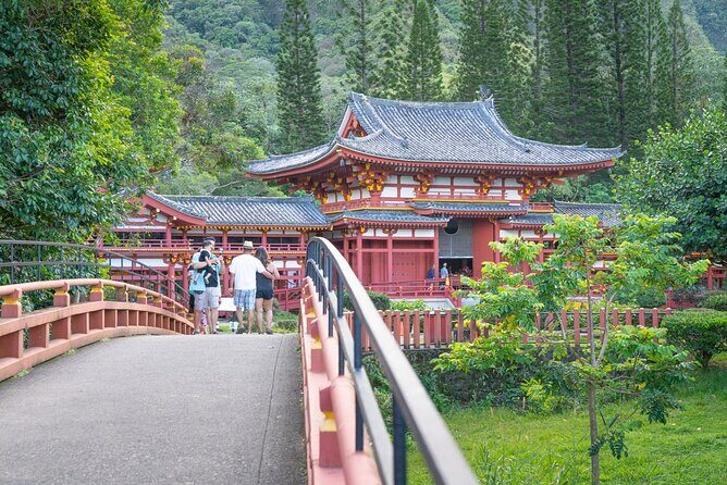 Oahu Deluxe Grand Circle Island Tour - FAQ