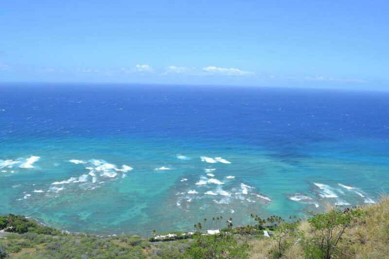 Oahu: Diamond Head Sunrise Hike with Acai Bowl and Malasada - An Authentic Hawaii Experience with a View