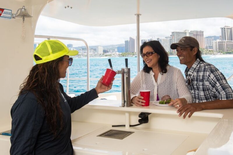 Oahu: Hilton Hawaiian Village Snorkel Tour - Setting Off from Waikiki: What to Expect
