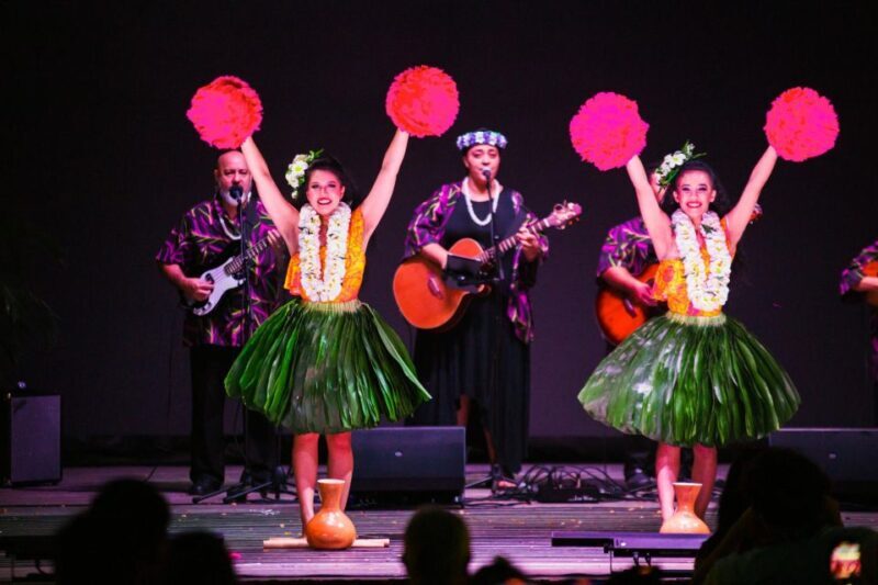 Oahu: Ka Moana Luau Dinner and Show at Aloha Tower - FAQs