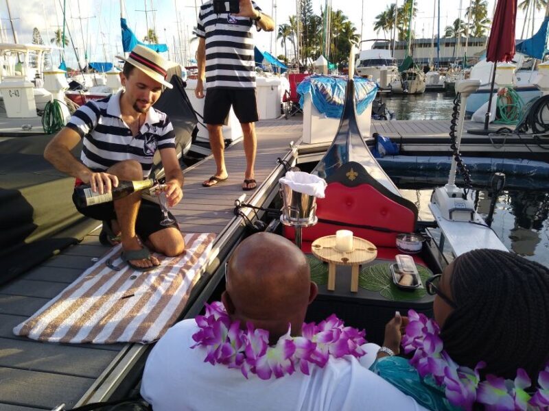 Oahu: Luxury Gondola Cruise with Drinks and Pastries - FAQs