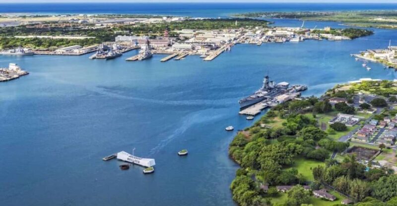 Oahu: Pearl Harbor Battleship & Helicopter Tour - An In-Depth Look at the Tour Experience