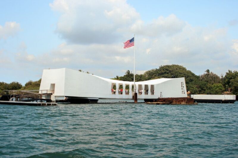 Oahu: Pearl Harbor, USS Arizona, and City Highlights Tour - Overview of the Tour Experience