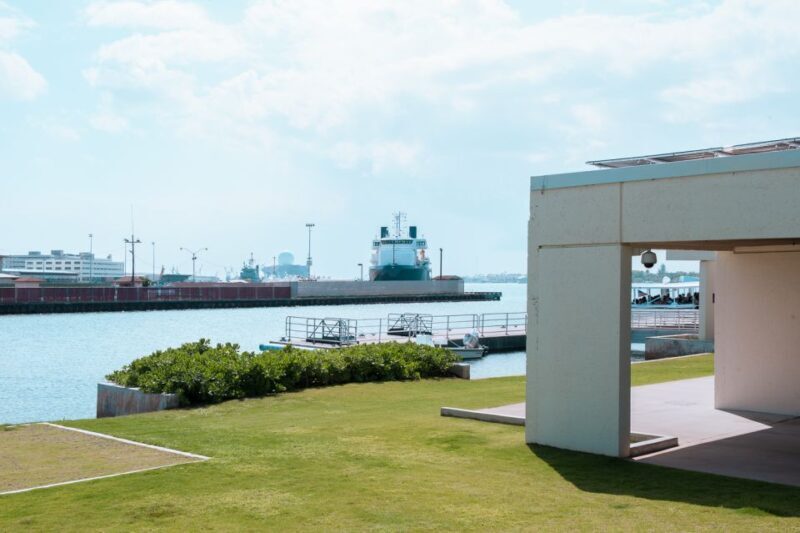 Oahu: Pearl Harbor, USS Arizona, and City Highlights Tour - The Sum Up